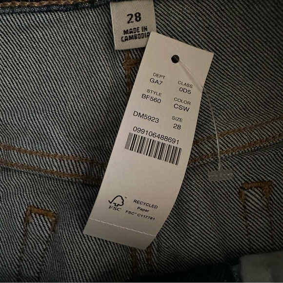 J. Crew | Classic Straight Dark Wash Jeans Size 29 - Picture 5 of 11
